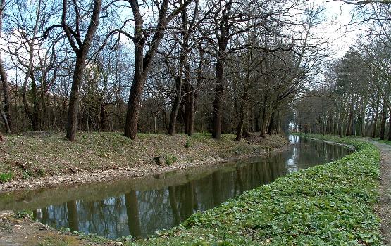 Canal du MidiSeuil de NaurouzeRigole du canal du Midi