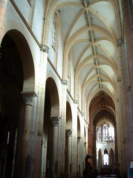Souvigny - Eglise Saint-Pierre-et-Saint-Paul - Vaisseau central