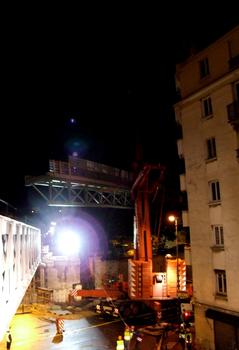 Construction of the tramway bridge at Suresnes