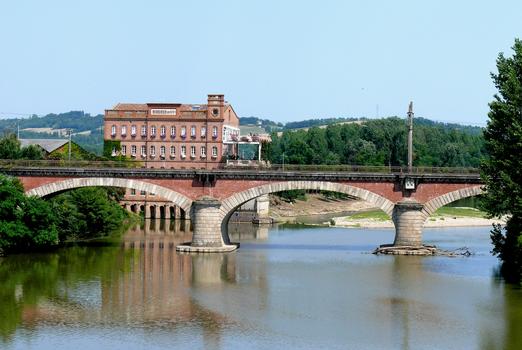 Viaduc d'Albias sur l'Aveyron