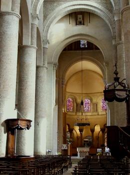 Tournus - Abbaye Saint-Philibert - Abbatiale - Nef