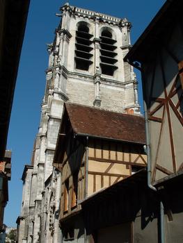 Troyes - Eglise Sainte-Madeleine - Façade occidentale et clocher
