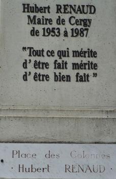 Cergy-Pontoise - Les Colonnes de Saint-Christophe - place des Colonnes Hubert Renaud - Plaque commémorative