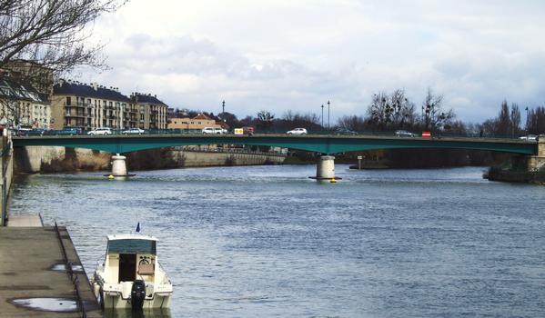 Pont de Pontoise - Ensemble vu de l'aval