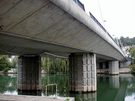 Brücke in Chennevières