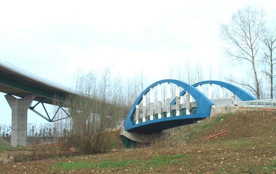 Meaux-Viadukt und Brücke über den Chalifert-Kanal