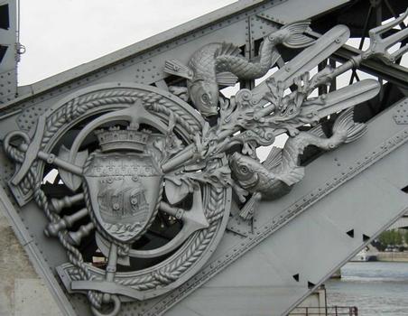 Viaduc d'Austerlitz in Paris.Decorative elements