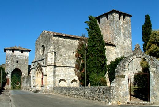 Vianne (47) - Eglise Saint-Christophe et porte Notre-Dame des remparts de la bastide