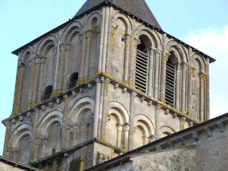 Lusignan - Eglise Notre-Dame-et-Saint-Junien - Clocher