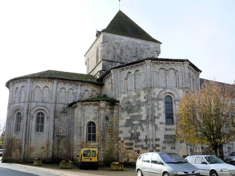 Saint-Maurice-la-Clouère - Eglise Saint-Maurice - Côté nord: abside et transept