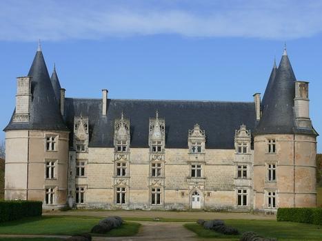 Schloss La Roche-Gençay