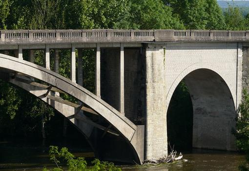 Pont de la Roche-Posay - Pont sur la Creuse
