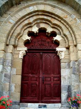 Vigeois (Corrèze) - Ancienne abbatiale Saint-Pierre - Portail Nord