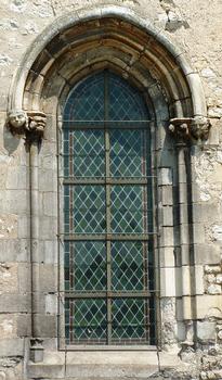 Gy-l'Evêque - Eglise Saint-Phal - Détail d'une fenêtre