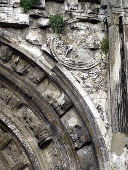 Tonnerre - Eglise Notre-Dame - Façade occidentale - Le grand portail (1536) - Détail