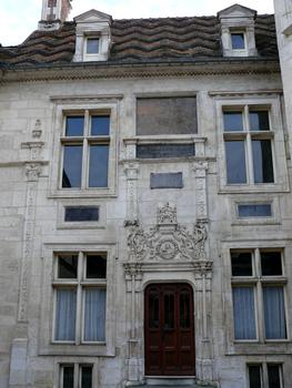 Tonnerre - Hôtel d'Uzès