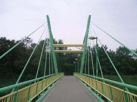 Zlotnika Footbridge in Lesnica (suburb of Wroclaw)