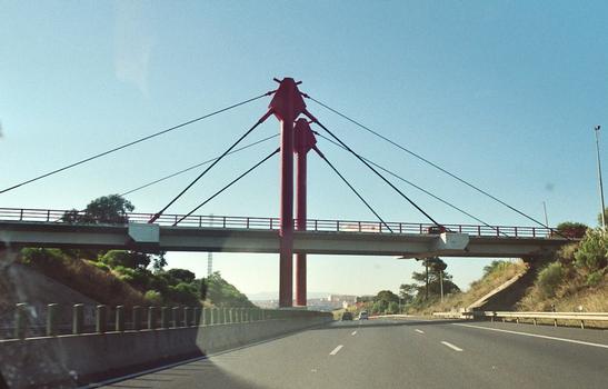 Pont sur l'autoroute A2 (Lisbonne-Faro) à Almada, au sud du Tage
