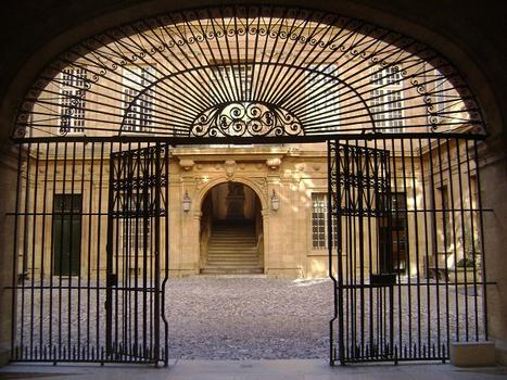 La cour intérieure de l'Hôtel de Ville d'Aix-en-Provence