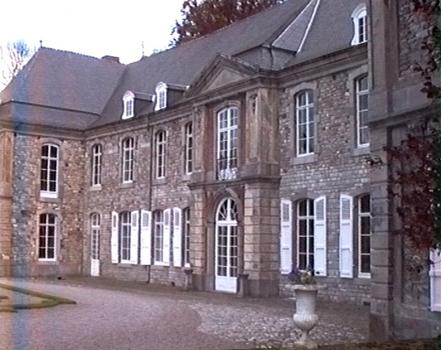 Le château d'Annevoie: la façade principale (18e siècle)