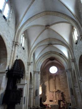 Les voûtes de l'église Saint Jacques de Bergerac (Dordogne)