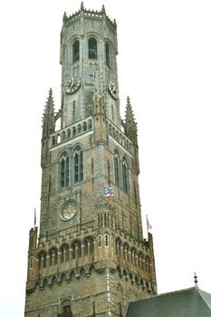 Le beffroi de Bruges (Flandre occidentale), symbole des libertés communales, construit de 1248 à 1300