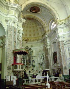 L'église Saints-Pierre-et-Paul (San Pietro e Paolo) à Ceriana, au nord de San Remo (Ligurie)