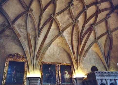 La salle du trône dans l'ancien palais royal du château de Prague