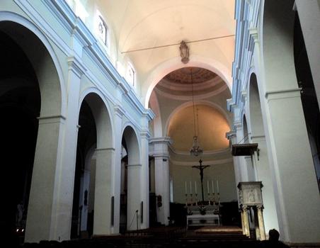 Le duomo (cathédrale) dans la ville supérieure (quartier de Santa Catarina) de Colle di Val d'Elsa (Toscane)