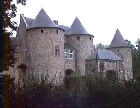Le château médiéval de Corroy-le-Château (commune de Gembloux)