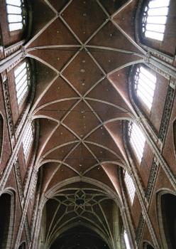 Les voûtes gothiques de la cathédrale Saint Bavon de Gand