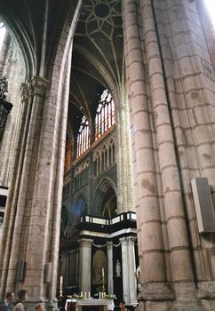 La croisée du transept de la cathédrale Saint Bavon de Gand