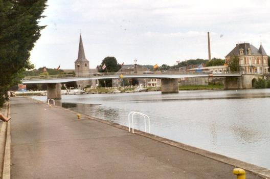 Le pont de Givet (Ardennes), sur la Meuse