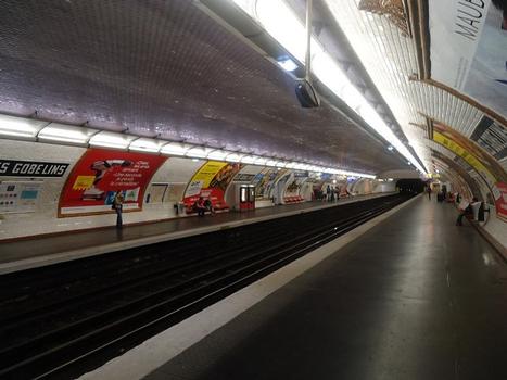 Metrobahnhof Les Gobelins
