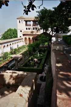 Le palais et les jardins du Generalife, dans l'enceinte de l'Alhambra de Grenade
