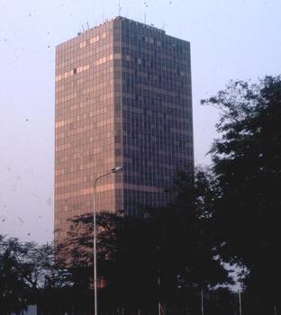 Le building du Centre International du Commerce, dans le quartier de la Gombe à Kinshasa (Rép. dém. du Congo)