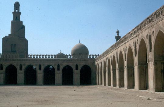 La mosquée Ibn Touloun (7e siècle) au Caire