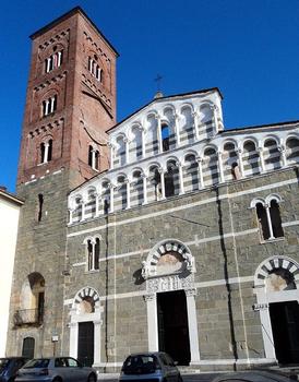 L'église San Pietro Somaldi, de style romano-pisan, à Lucca (Toscane)