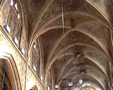 Les voûtes gothiques de l'église Saint Jean, fondée par les chanoines de Saint-Servais au 12e siècle et vouée au culte protestant depuis 1632, à Maastricht (Limbourg hollandais)