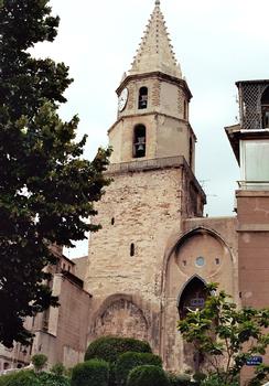 Le clocher (médiéval) de l'église des Accoules, dans le vieux quartier du Panier, à Marseille