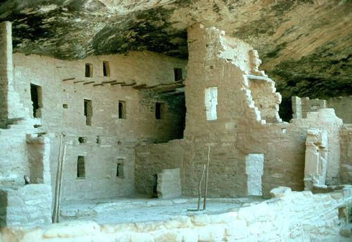 Les ruines du pueblo indien précolombien de Mesa Verde (Colorado)