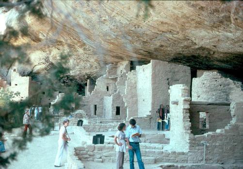 Ruinen der prekolumbianischen Pueblos in Mesa Verde (Colorado)