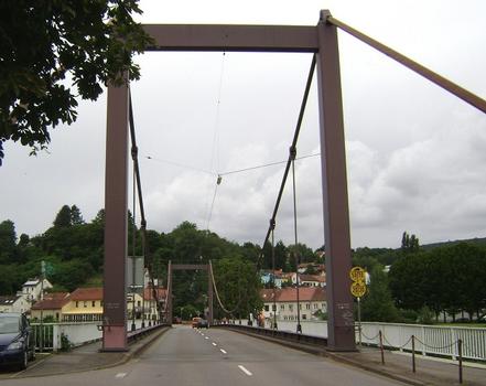 Le pont routier de Mettlach, sur la Sarre (LK Merzig-Wadern)