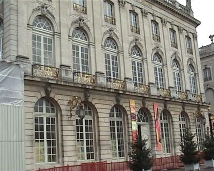 L'Opéra de Nancy et de Lorraine, dû à l'architecte Emmanuel Héré, comme le reste de la place Stanislas (1752-1755) à Nancy