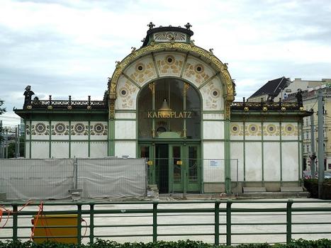 Les pavillons de la Stadtbahn, sur la Karlplatz, à Vienne