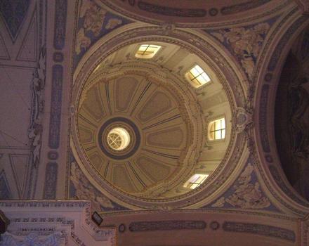 Les voûtes et le plafond de la cathédrale de Piazza Armerina (Sicile)