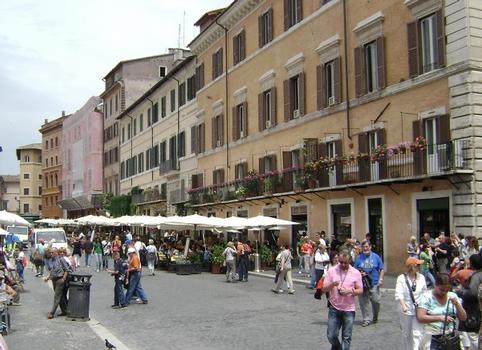 La Piazza Navona, dans le centre historique de Rome, a été construite sur les ruines d'un hippodrome antique
