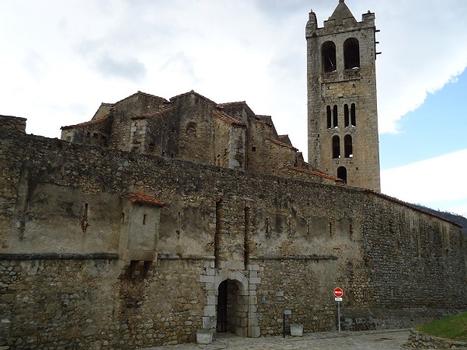 L'église des Saintes-Juste-et-Ruffine, à Prats-de-Mollo(Pyrénées-Orientales) a été restaurée au 17e siècle