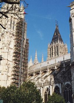 Façade et bas-côté sud de la cathédrale de Rouen