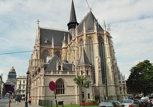 L'église Notre-Dame du Sablon, de style gothique (14e siècle), place du Sablon, à Bruxelles
